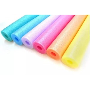 FLUTUADOR ESPAGUETE COLORIDO UN. 165X65MM BRASILPEX